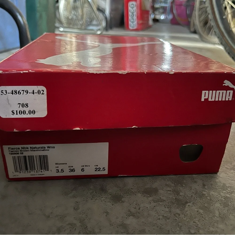 Puma Shoes - Picture 2 of 3